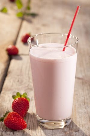 erdbeer proteinshake - Quelle: ganzoben