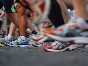 Running Shoe - Quelle: Josiah Mackenzie, CC BY 2.0 (http://www.flickr.com/photos/josiahmackenzie/)