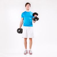 Hammer-Curls, stehend mit Kurzhanteln